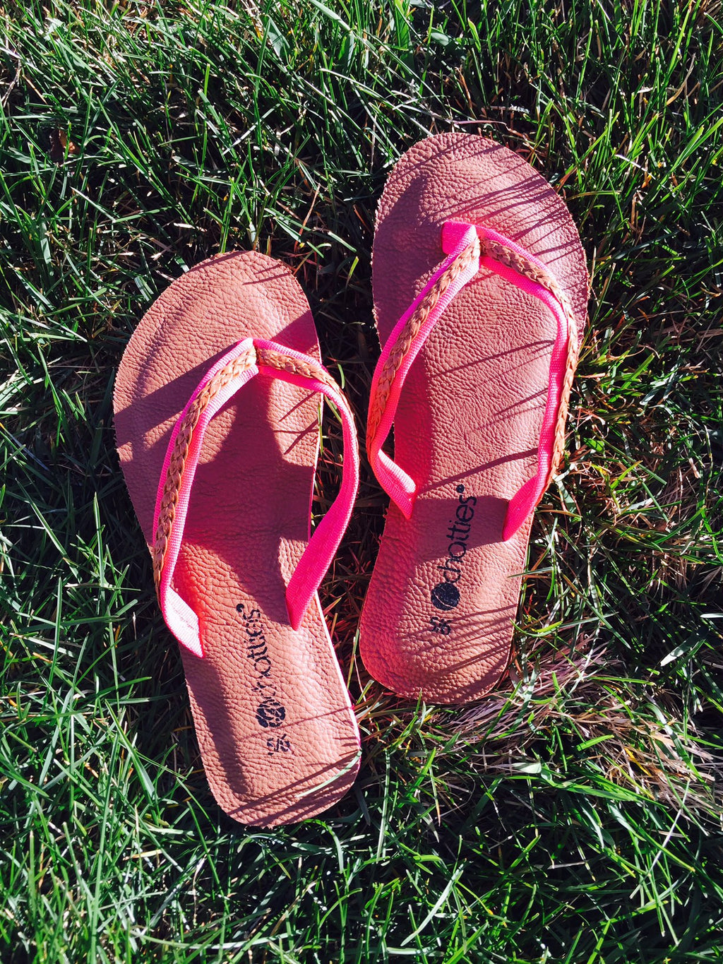 Braided Flip Flops - Coral