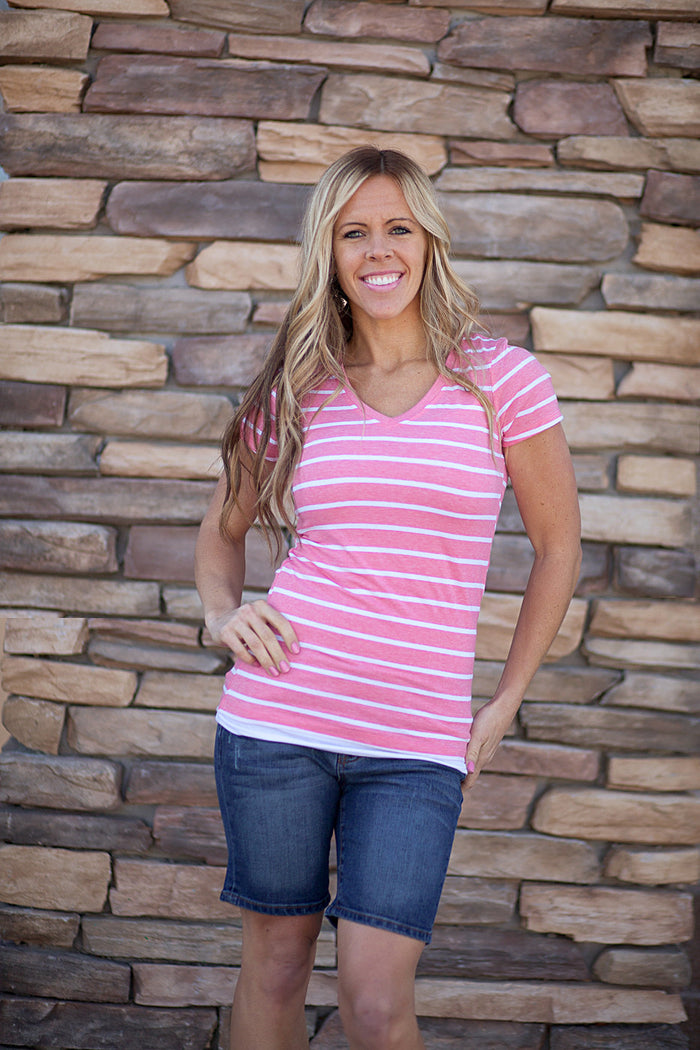Striped Short Sleeve V-Neck Tee - Coral/White