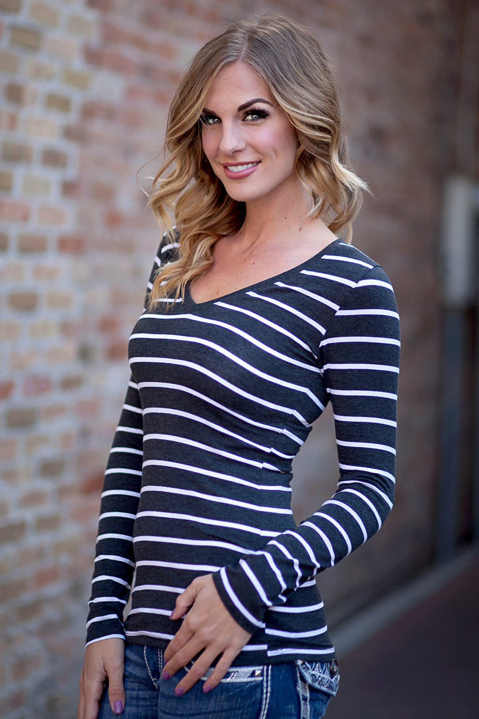 Madison Stripe V Neck Tees - Charcoal/White