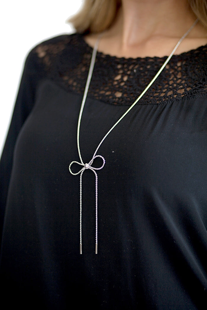 Bow-tique Pendant Silver